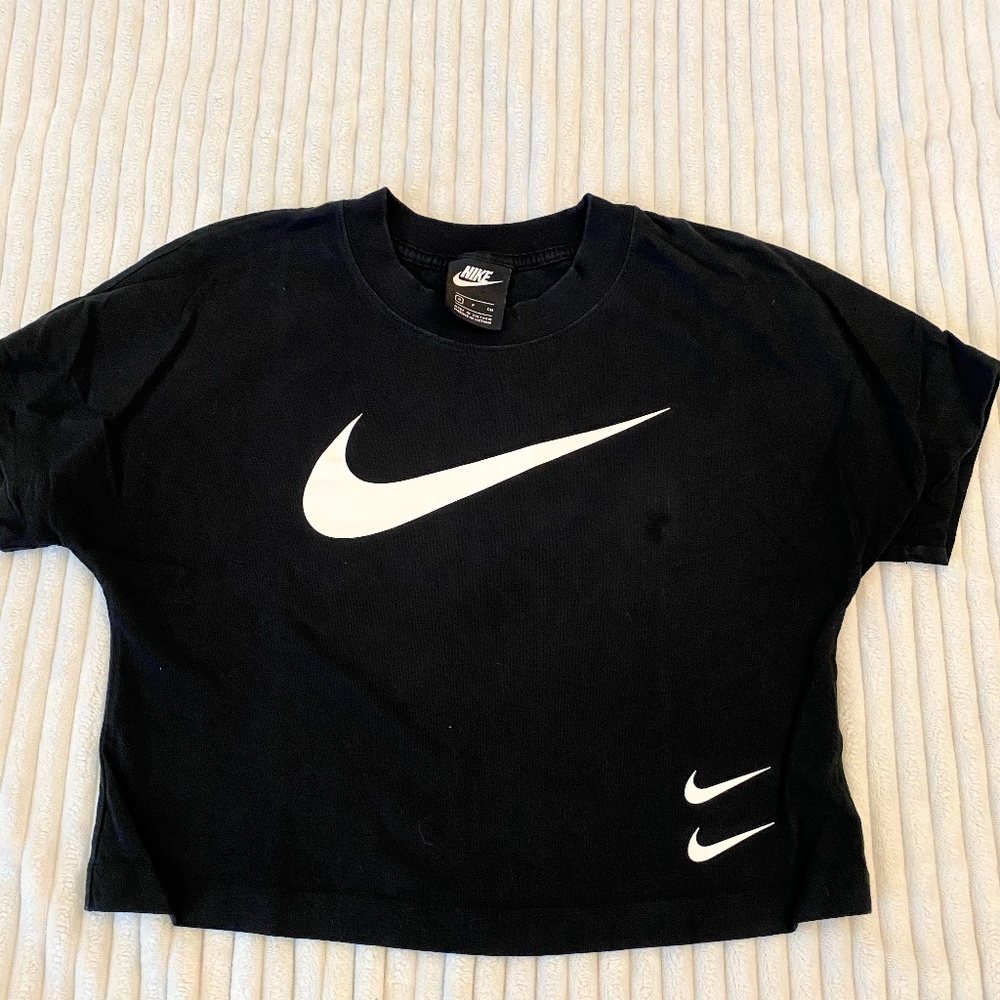 NIKE EXERCISE CROP TOP